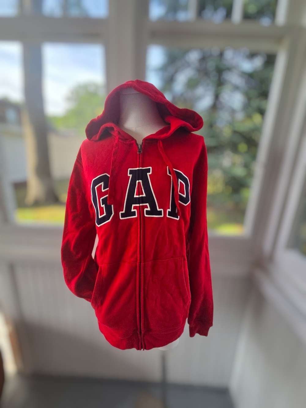 Vintage Y2K Classic Gap Red Fleece Zip-Up Arch Logo Hoodie – Women’s Extra Small
